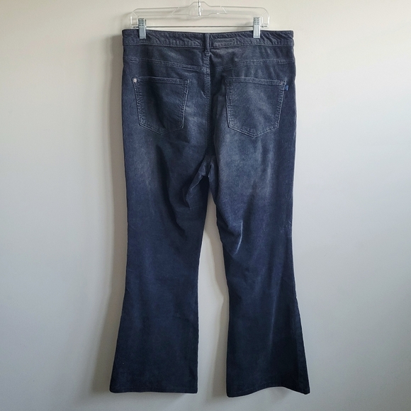 Anthropologie Pilcro The Icon Corduroy Flare Jeans In Charcoal - Picture 3 of 7